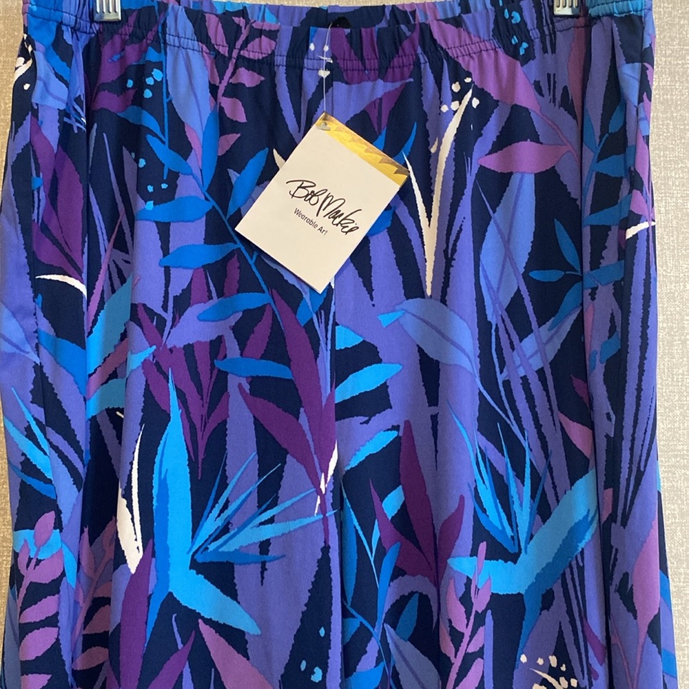 NWT Bob Mackie Wearable Art Blue & Purple Printed Wide-Leg Women’s Gaucho Pants - Picture 2 of 8